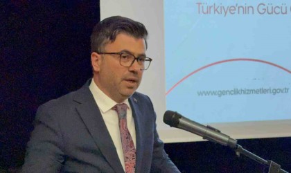 Düzcede gençler çalıştayda bir araya geldi