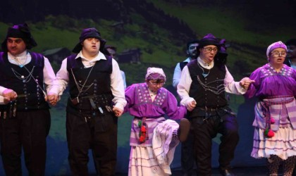 Engelleri horon ile aştılar