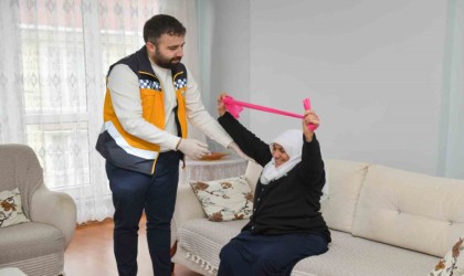 Esenyurt Belediyesinden evde fizik tedavi hizmeti