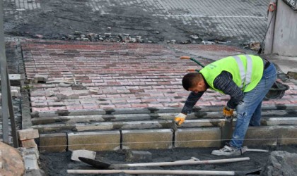 Esenyurtun sokakları yenileniyor