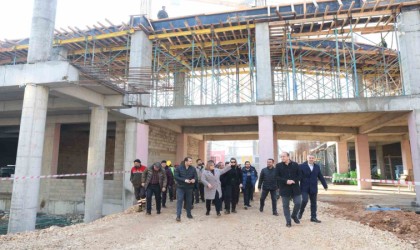 Gaziantepte Kamil Ocak Spor Salonu yükseliyor