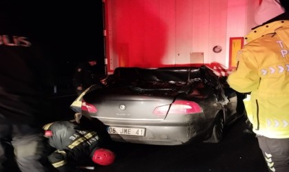 Genç sürücü trafik kazasında hayatını kaybetti