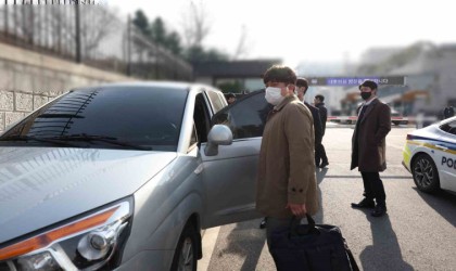 Güney Kore polisi Devlet Başkanlığı Ofisine “sıkıyönetim” baskını düzenledi