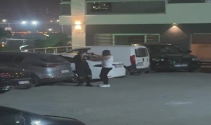 Güvenlik kulübesini yakıp kadın güvenliğin kafasına silah dayadı