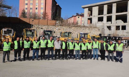 Hakkari belediyesi karla mücadeleye hazır