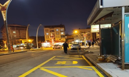 Hakkari Belediyesinden toplu taşıma duraklarına düzenleme