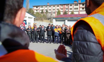 Hakkaride kar sezonu öncesi kurban kesim töreni