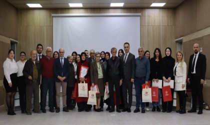 Huzurevleri sakinleri ile üniversite öğrencileri etkinlikte buluştu