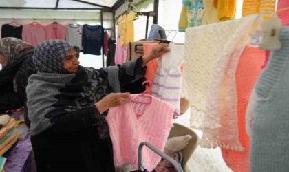 Iğdırda kadınlar ürettiklerini Kadın Emek Pazarında satarak ev ekonomisine destek oluyor
