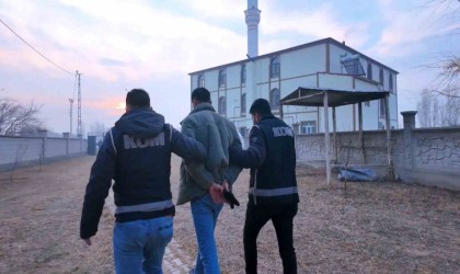 Iğdırda tefecilik operasyonu: 8 gözaltı