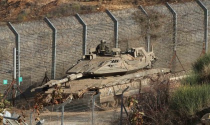 İsrail ordusu: “Suriye-İsrail arasındaki tampon bölgedeki konuşlandırma geçici”