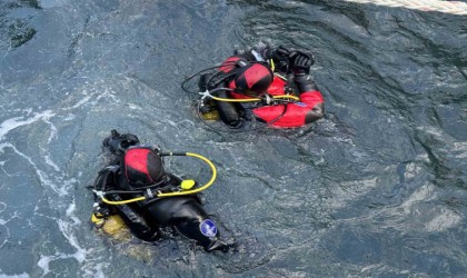 İstanbulda denizde kaybolan Can kardeşler için 27. gününde de arama çalışmaları sürdü
