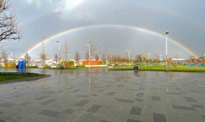 İstanbulda gökkuşağı manzarası mest etti