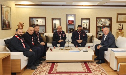 İzcilerden Başkan Sekmene ziyaret