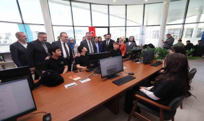 İzmite 7/24 açık kütüphane