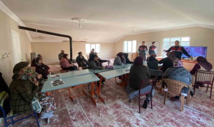 Jandarmadan ‘En İyi Narkotik Polisi Anne semineri