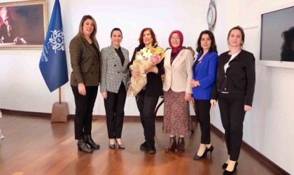 Kadın muhtarlar Çerçioğlu ile görüştü