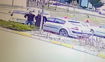 Kameraya yansıyan bıçaklamada ağır yaralanan şahıs öldü