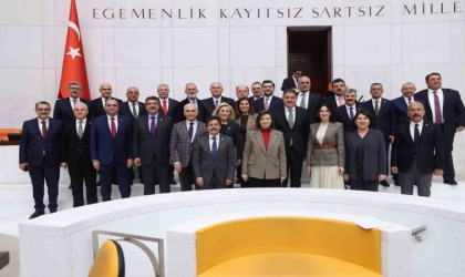 Kamu Başdenetçisi seçilen Mehmet Akarca TBMMde yemin etti