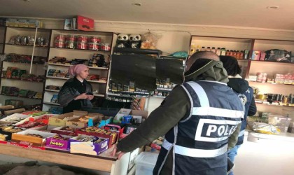 Karsta polis, okul çevrelerinde kuş uçurtmuyor