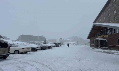 Kartalkayada kar yağışı etkili oluyor