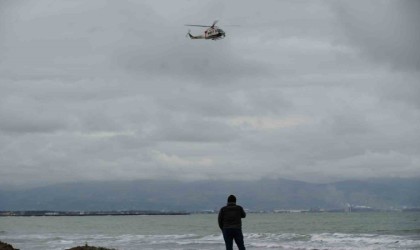 Kayıp balıkçıyı arama çalışması sürüyor