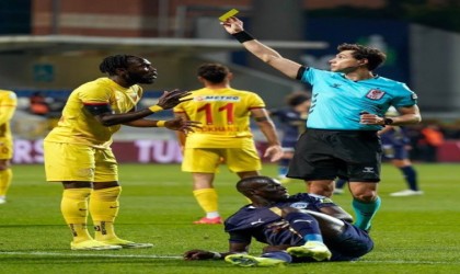 Kayserispor 4. kez kırmızı kart gördü