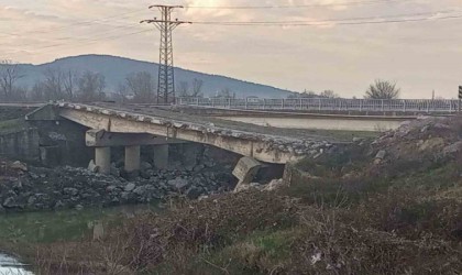 Kazalara neden olan köprüde çalışmalar başlatıldı