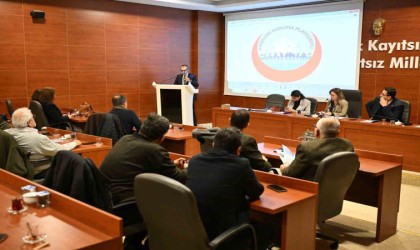 Kırşehir Koruma Platformu meclis üyelerini altın madenleri konusunda bilgilendirdi