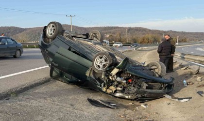Kontrolden çıkan otomobil takla attı: 1 yaralı