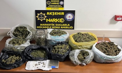 Konyada piyasa değeri 2 milyon 500 bin lira olan uyuşturucu ele geçirildi: 1 tutuklama