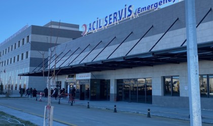 Kuluda elektrikli bisikletten düşen 2 kişi yaralandı