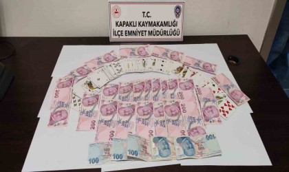 Kumar oynayan 5 kişi suçüstü yakalandı