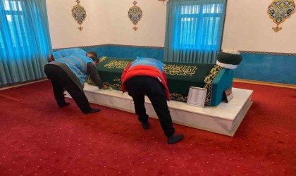 Mahkûmlardan Dursun Fakih Türbesinde temizlik
