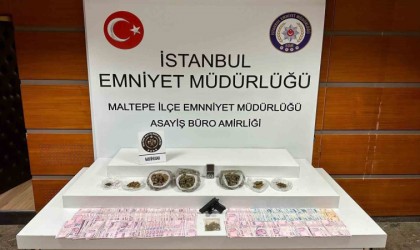 Maltepede servis minibüsünde uyuşturucu ticaretine baskın