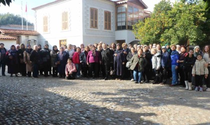 Manisalı kadınlar 2025 yılında da kenti tanımaya devam edecek