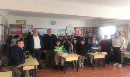 Muğlada “Bir Kitap Bir İnsan” projesiyle eğitime destek