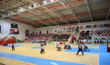 Muş BESK, Van BESKi 76-49 mağlup etti