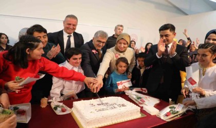 Niğdede engelliler yeteneklerini sergiledi