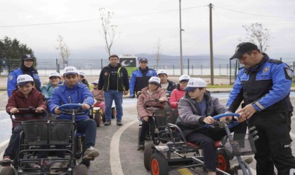 Özel bireylere trafik eğitimi