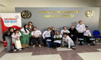 Özel çocuklardan özel sergi