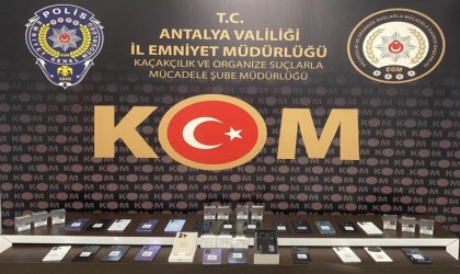 Polisten nitelikli dolandırıcılık ve kaçakçılık operasyonları
