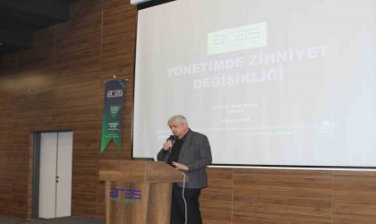 Prof. Dr. Acar Baltaştan “Liderlikte yeni eğilimler” konferansı
