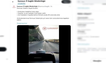 Samsunda sürücüler, fermuar sistemi ile ambulansa yol verdi