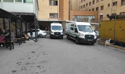 Şanlıurfada iki ailenin alacak-verecek kavgası kanlı bitti: 1 ölü, 1 yaralı