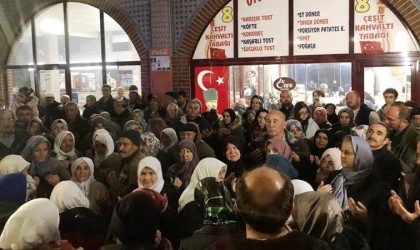 Simavda umreciler dualarla uğurlandı