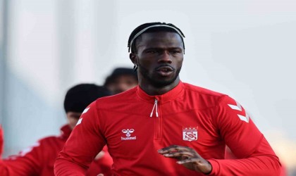 Sivasspor, adı Wanda Nara ile anılan Keita Baldeyle yollarını ayırdı