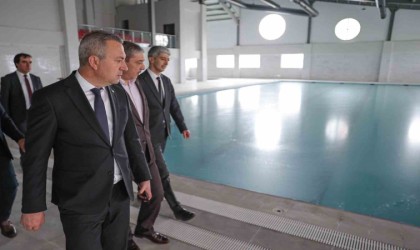 Sivasta yarı olimpik havuza cankurtaran alınacak