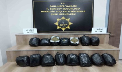 Siverekte 21 kilo uyuşturucu ve 17 silah ele geçirildi
