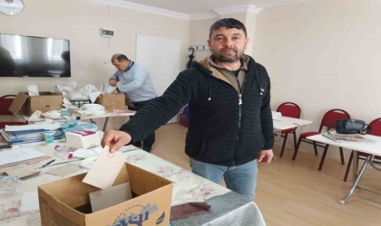 Şuhut Muhtarlar Derneğinde seçim heyecanı